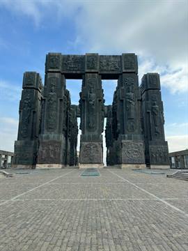 Thumbnail of the open courtyard and frontal Chronicle of Georgia view